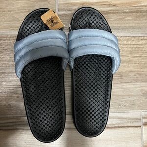 Victoria's Secret Pink Sandals Slides